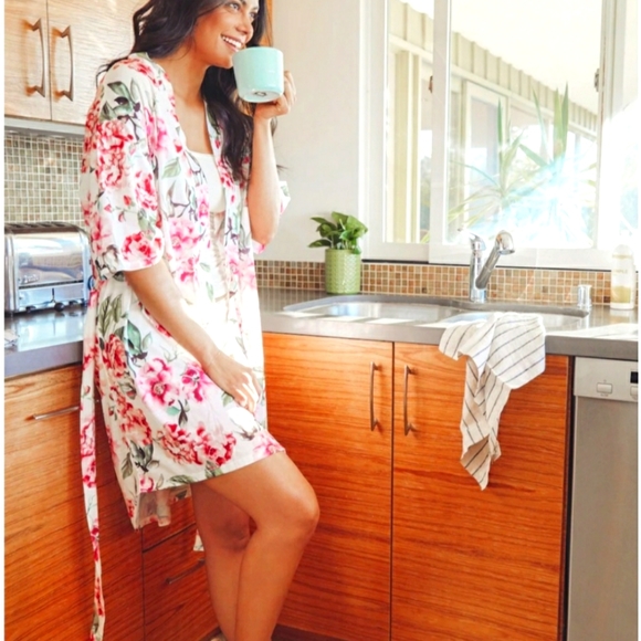 NWT Show Me Your MuMu Kimono - Picture 1 of 4